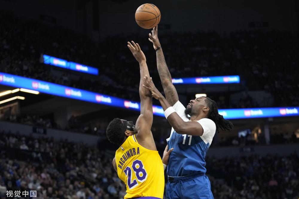 层在对怀特 层在对怀特